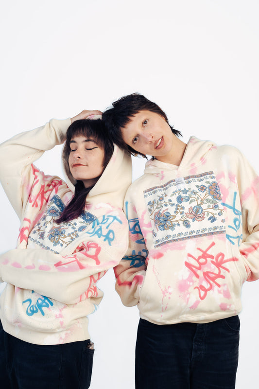 Sudadera graffiti flores
