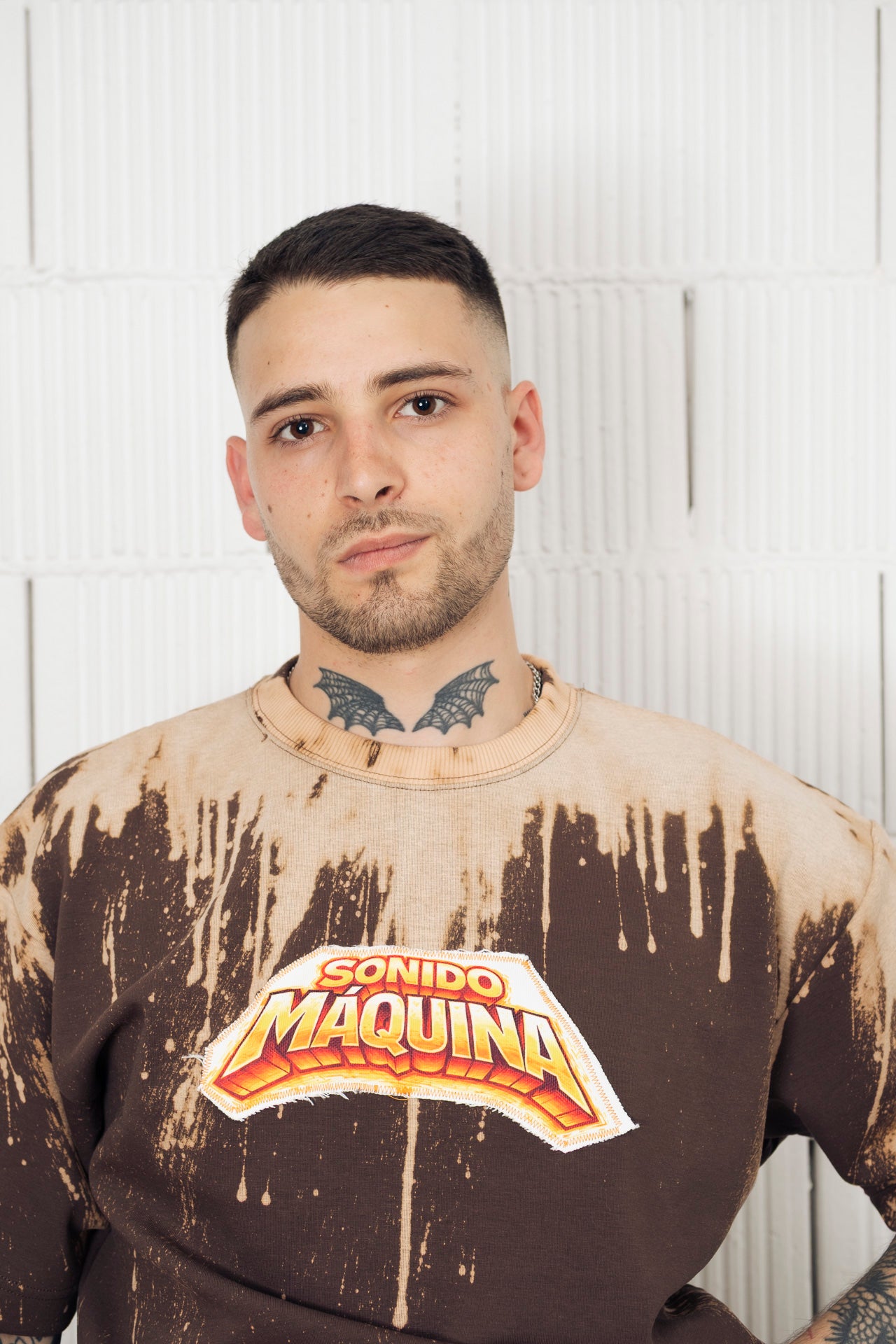 A. Machine Noise T-Shirt – Sonido Maquina Logo