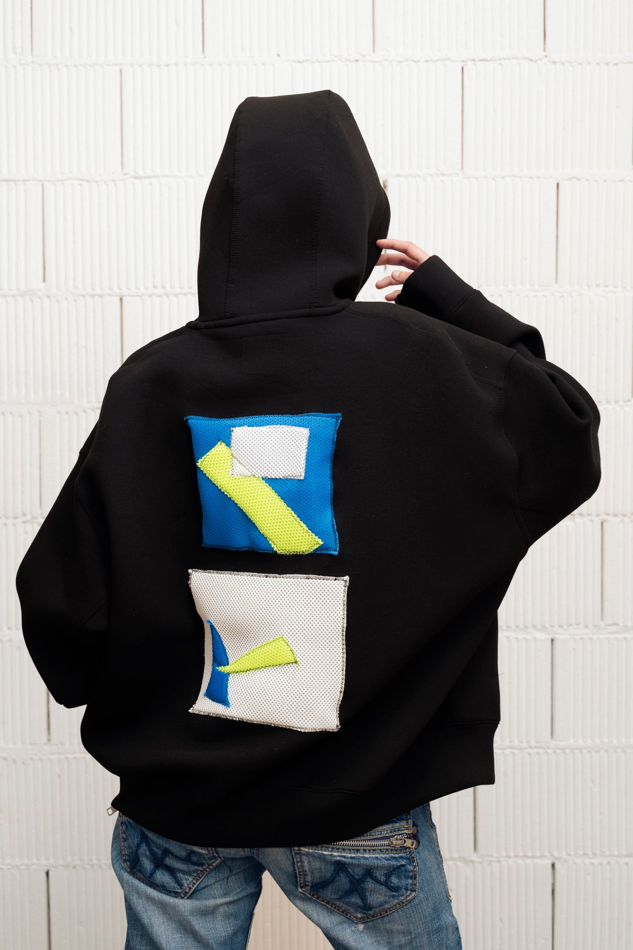 A. Sudadera NeoBlack Tiles 90